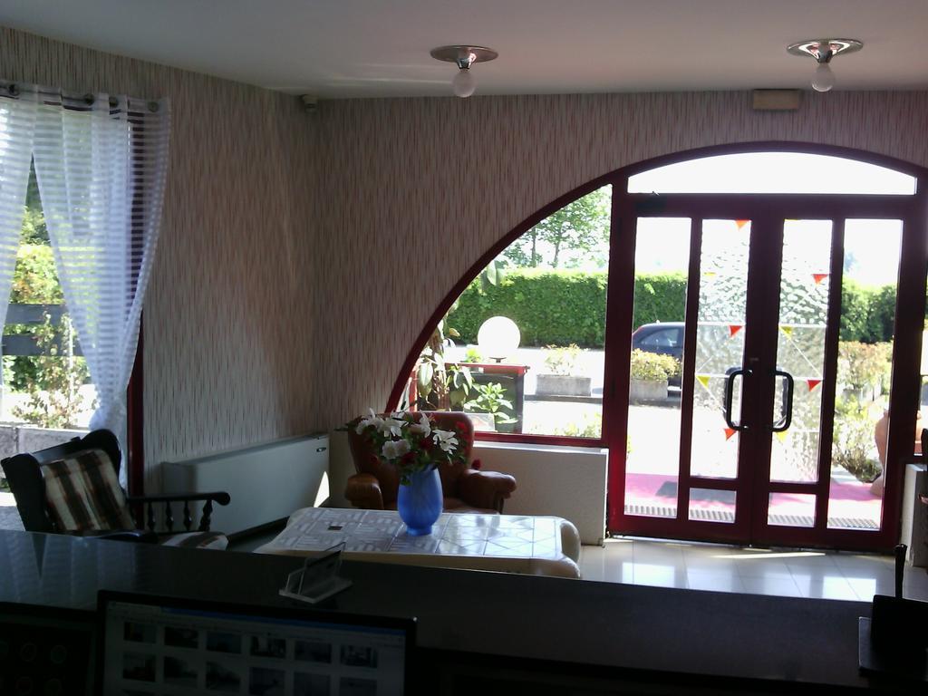 Hotel Niki Tribiano Dış mekan fotoğraf