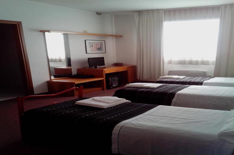 Hotel Niki Tribiano Dış mekan fotoğraf